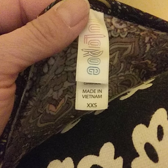 LulaRoe Classic - Picture 4 of 5